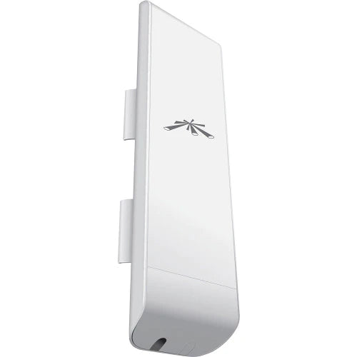 UBIQUITI NanoStation M2: 2.4GHz Outdoor CPE with AirMax Technology