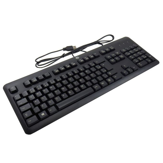 MC-689 Wired Keyboard – USB Full Size Keyboard